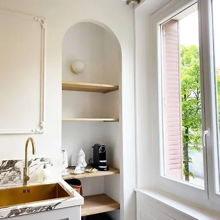 Le Petit Versailles - Centre